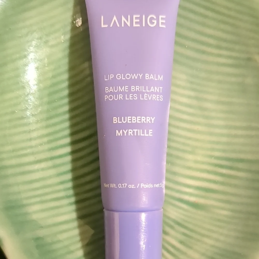 Lip Glowy Balm